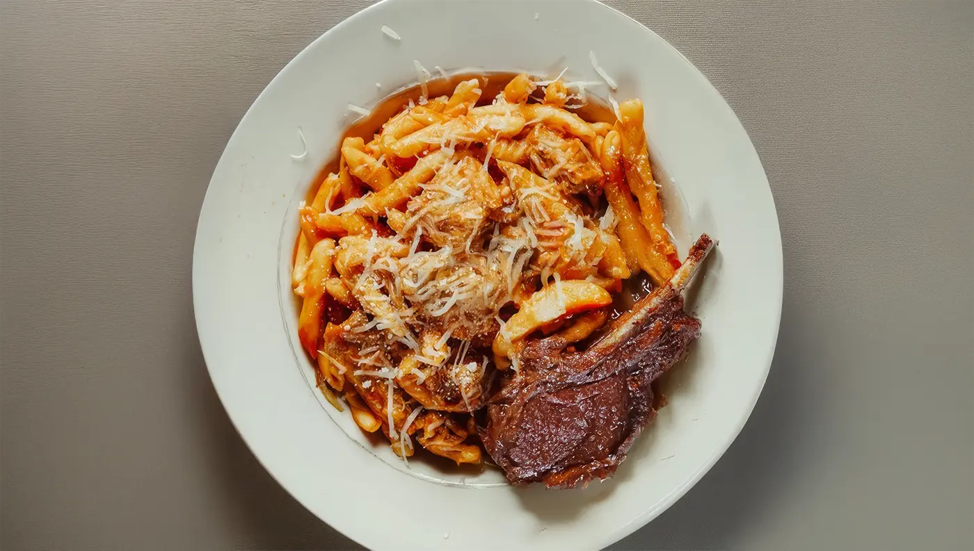 αρνάκι με μακαρονάκι κοφτό παραδοσιακή συνταγή ταψίω