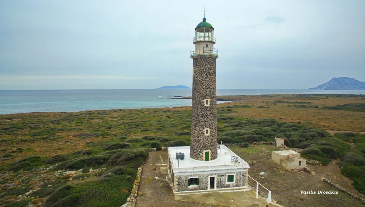 &Omicron; &iota;&sigma;&tau;&omicron;&rho;&iota;&kappa;ό&sigmaf; &pi;έ&tau;&rho;&iota;&nu;&omicron;&sigmaf; &Phi;ά&rho;&omicron;&sigmaf; &sigma;&tau;&omicron; &nu;&eta;&sigma;ά&kappa;&iota; &Psi;&alpha;&theta;&omicron;ύ&rho;&alpha; &kappa;&omicron;&nu;&tau;ά &sigma;&tau;&eta;&nu; &Alpha;&lambda;ό&nu;&nu;&eta;&sigma;&omicron;.