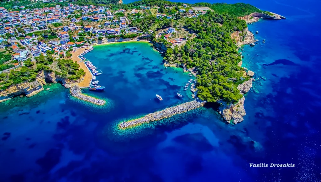 &Epsilon;&nu;&alpha;έ&rho;&iota;&alpha; &lambda;ή&psi;&eta; &tau;&omicron;&upsilon; &gamma;&rho;&alpha;&phi;&iota;&kappa;&omicron;ύ &lambda;&iota;&mu;&alpha;&nu;&iota;&omicron;ύ &kappa;&alpha;&iota; &omicron;&iota;&kappa;&iota;&sigma;&mu;&omicron;ύ &Beta;ό&tau;&sigma;&eta; &sigma;&tau;&eta;&nu; &Alpha;&lambda;ό&nu;&nu;&eta;&sigma;&omicron; &mu;&epsilon; &tau;&alpha; &gamma;&alpha;&lambda;&alpha;&zeta;&omicron;&pi;&rho;ά&sigma;&iota;&nu;&alpha; &nu;&epsilon;&rho;ά.