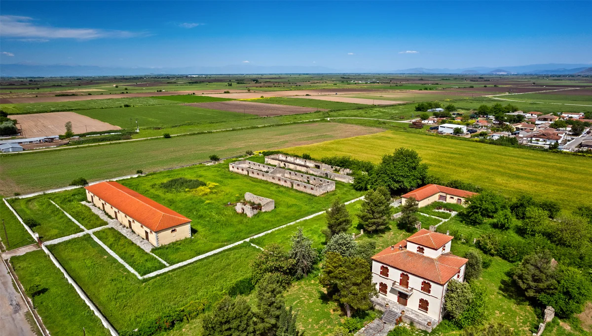 Παλιό κτίριο 'Κονάκι' στα Φάρσαλα, αρχιτεκτονικό αξιοθέατο της πόλης