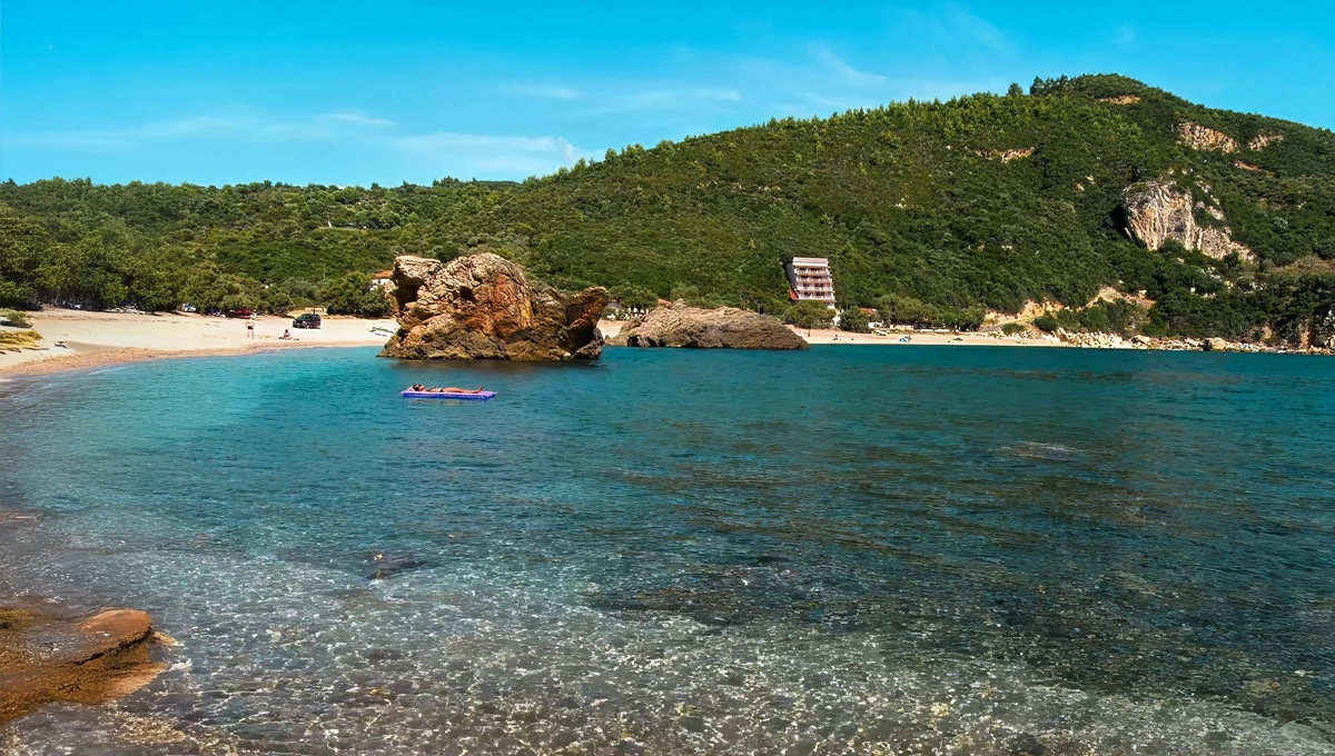 Η παραλία Πάλτση στο Νότιο Πήλιο.