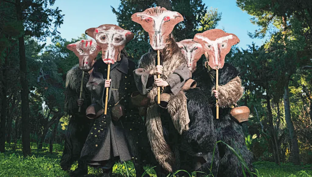 Η αφίσα της θεατρικής παράστασης "Σταθμός Ω" που αναφέρεται στην απώλεια και τη συγχώρεση.